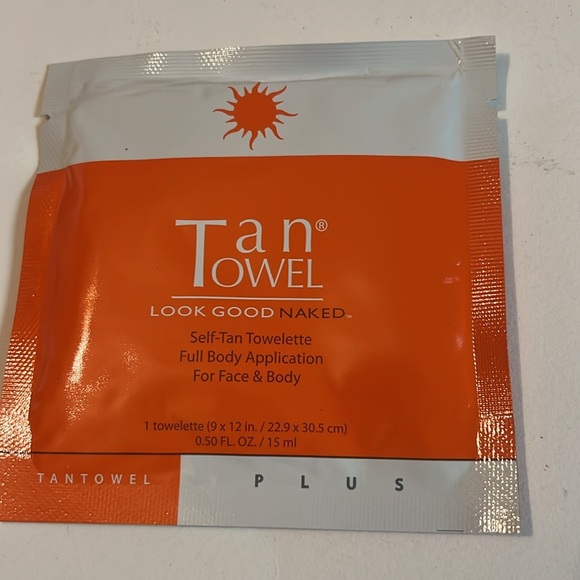 TAN TOWEL SELF TANNERS FULL BODY Application TanTowel PLUS 5 CT - Picture 3 of 4